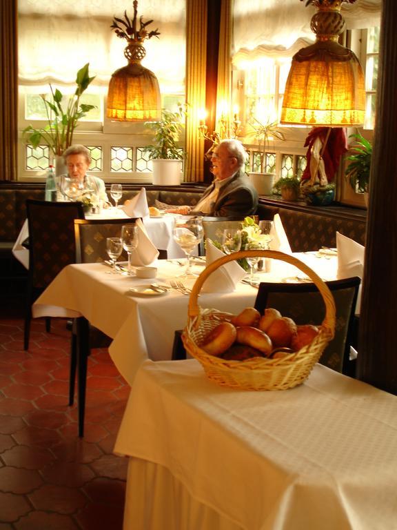 Hotel Hirschen Glottertal Exterior photo